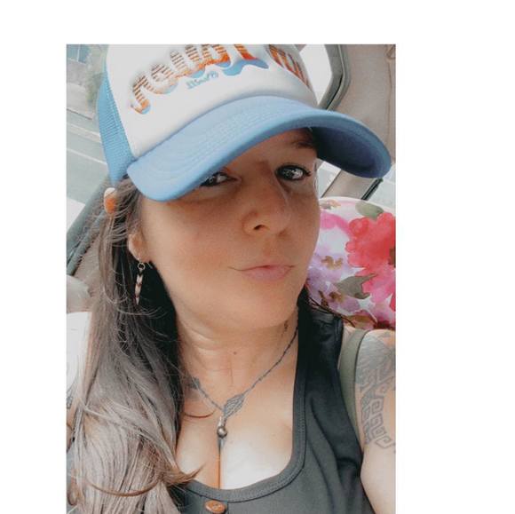 Meet your Posher, Mel-aknee - Picture 1 of 1